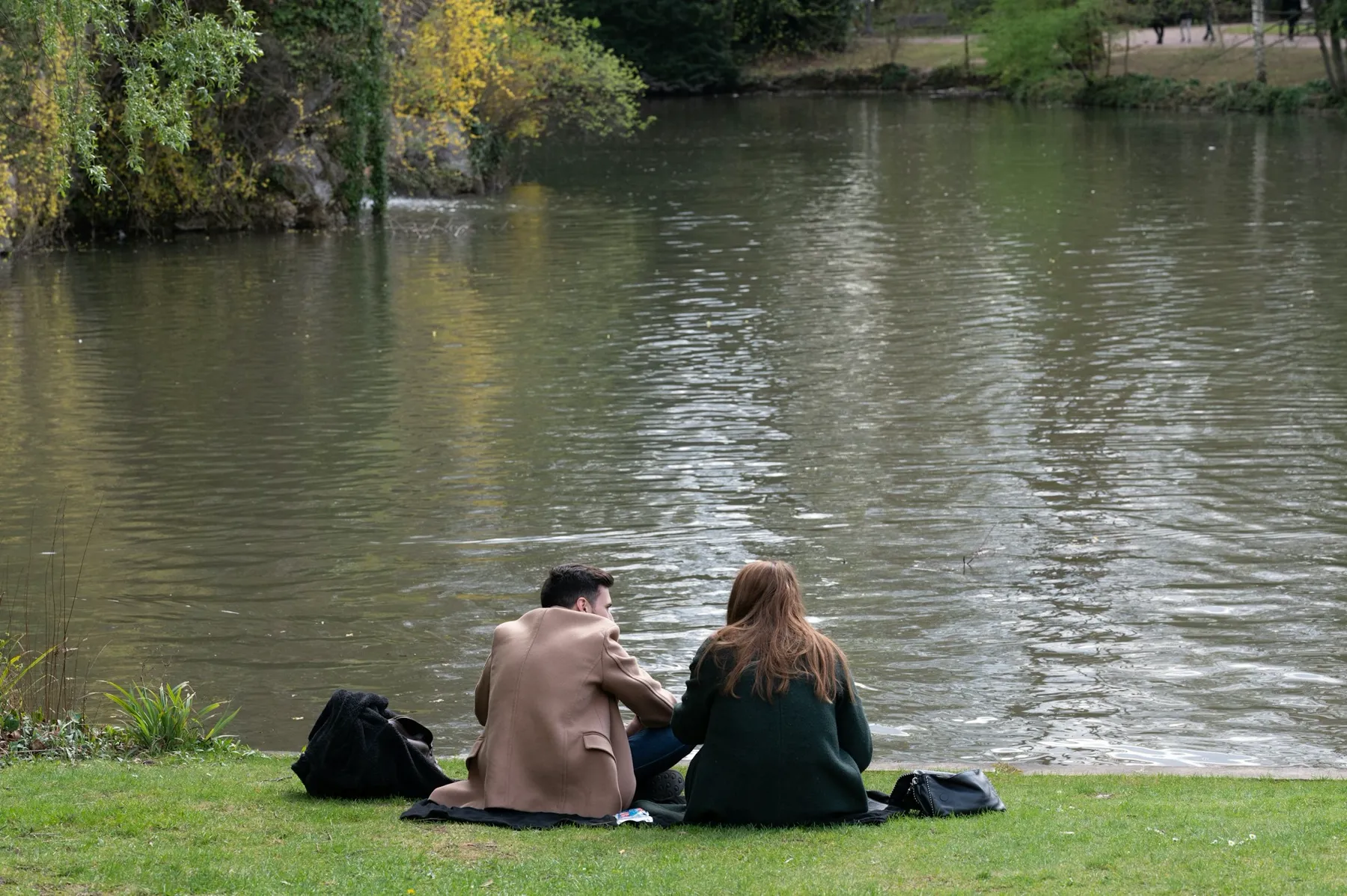 Romance on a Budget: 25+ Beautiful & Free Date Ideas in Melbourne