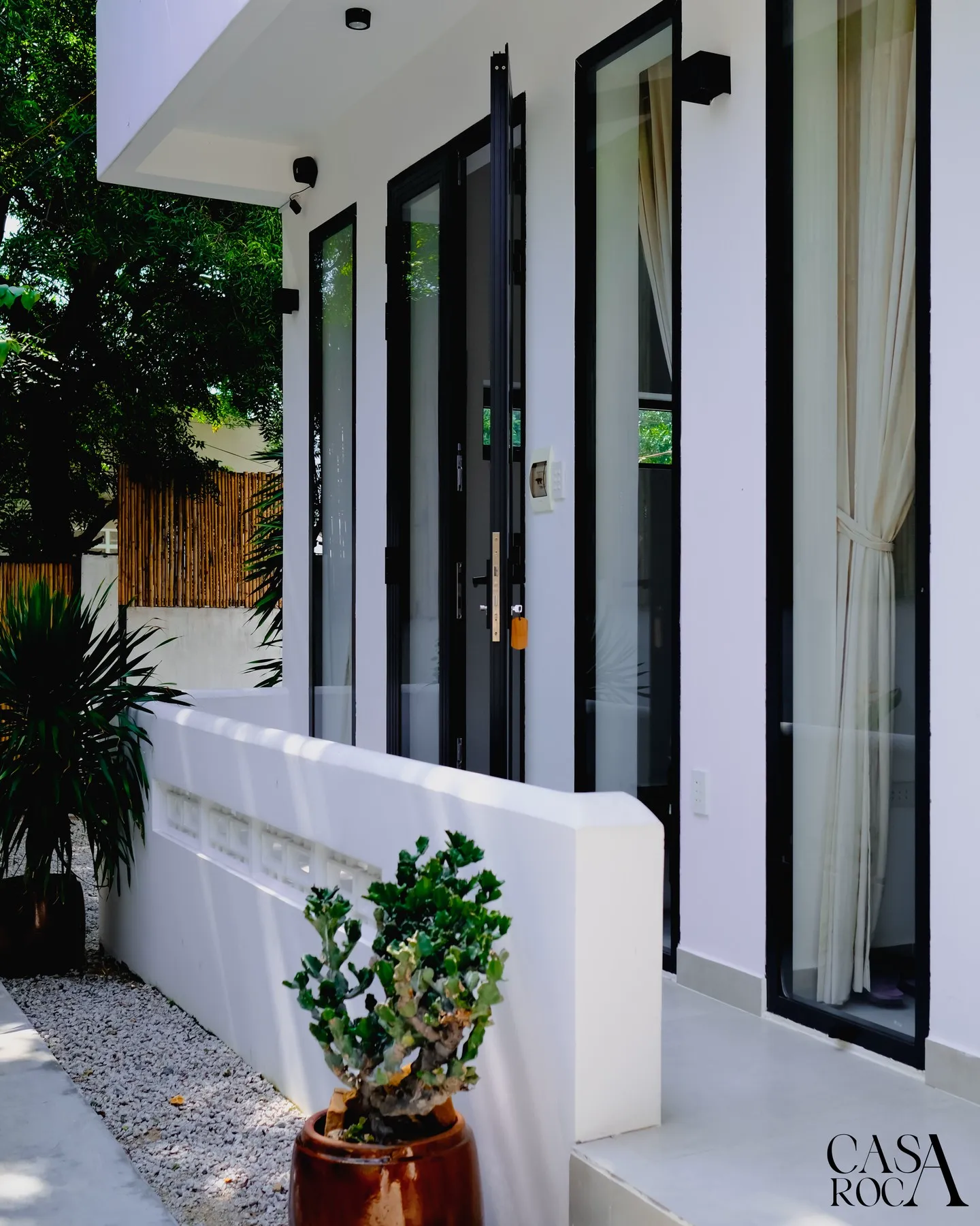 Top 7 Best Vinh Hy Homestays - Where to Stay in This Coastal Paradise?